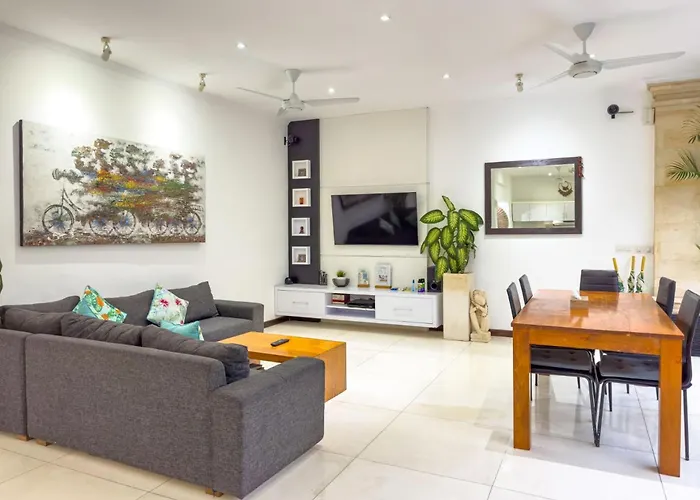 Bugis Kayu Aya Villa *
