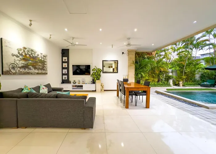 Bugis Kayu Aya Villa Seminyak (Bali)