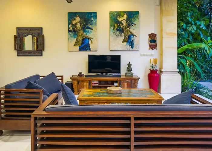 Bugis Kayu Aya * Seminyak (Bali)