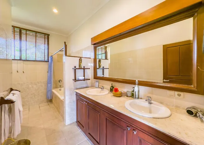 Bugis Kayu Aya Villa Seminyak