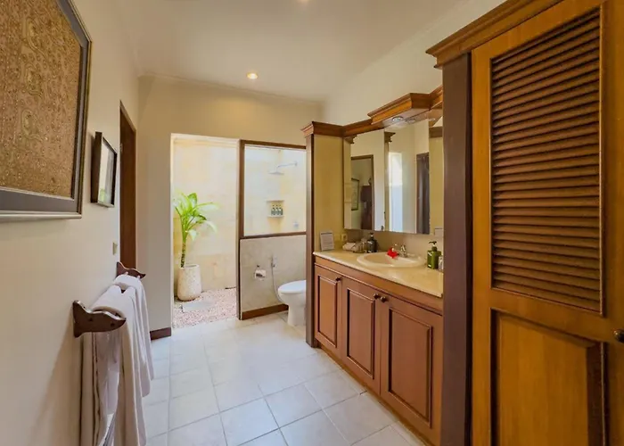 Villa Bugis Kayu Aya