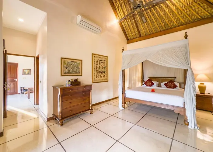 Bugis Kayu Aya Villa *