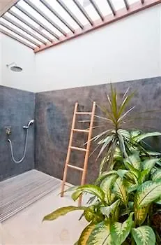 Bugis Kayu Aya Villa *