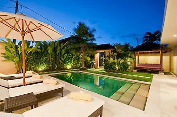 Villa Bugis Kayu Aya